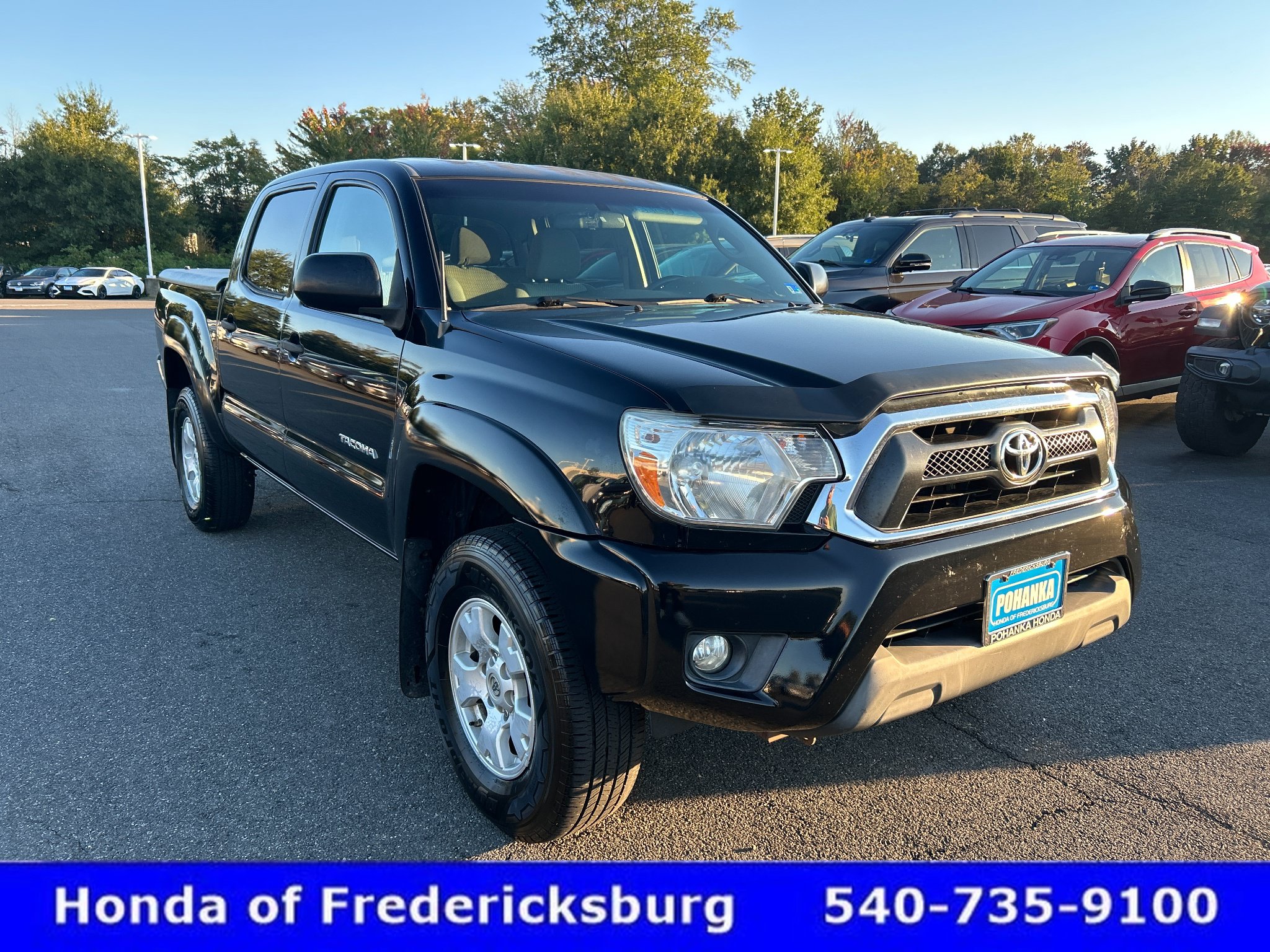 Used 2015 Toyota Tacoma 4x4 Double Cab w/ SR5 Package image 8