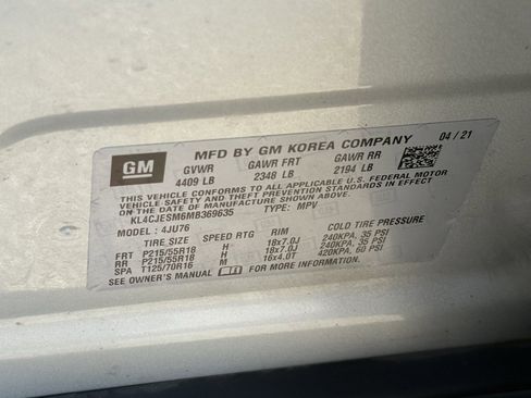 Used 2021 Buick Encore Preferred image 32