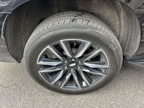 Used 2022 Cadillac Escalade ESV Sport image 9