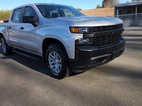 Used 2019 Chevrolet Silverado 1500 W/T w/ Trailering Package image 14