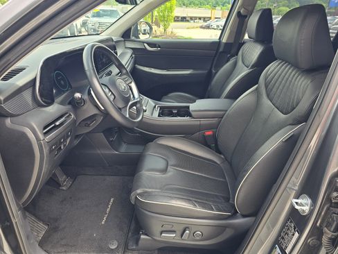 Used 2023 Hyundai Palisade Limited AWD/4WD image 12