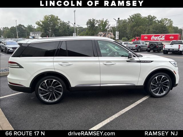 Used 2024 Lincoln Aviator Reserve w/ Equipment Group 201A AWD/4WD image 8