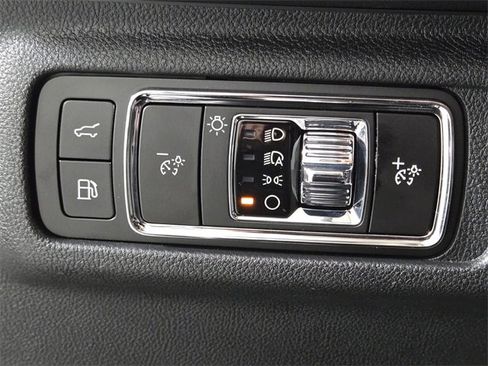 New 2025 Lincoln Corsair Grand Touring w/ Rear Removable Package Tray image 12