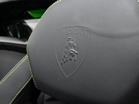 Used 2015 Lamborghini Aventador LP 700-4 image 26