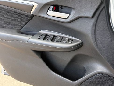 Used 2015 Honda Fit EX image 30