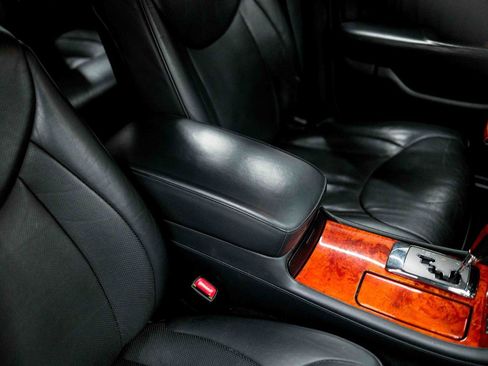 Used 2004 Lexus LS 430 RWD image 69