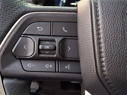 Certified 2025 Toyota Tacoma TRD Off-Road image 27