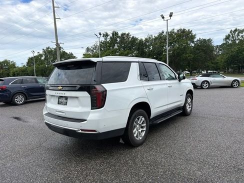 Used 2025 Chevrolet Tahoe LS RWD image 5