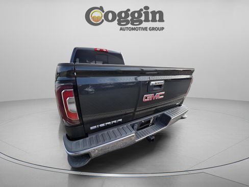 Used 2018 GMC Sierra 1500 SLT w/ Enhanced Driver Alert Package image 8