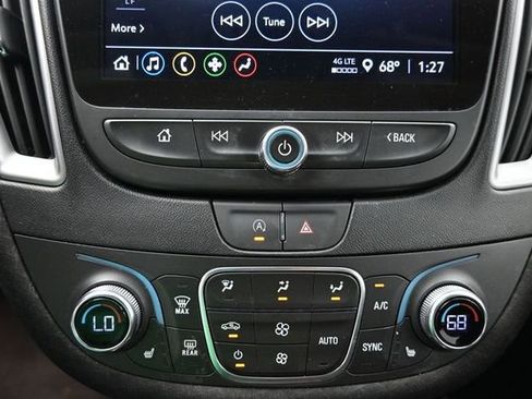 Used 2024 Chevrolet Malibu LT FWD image 24