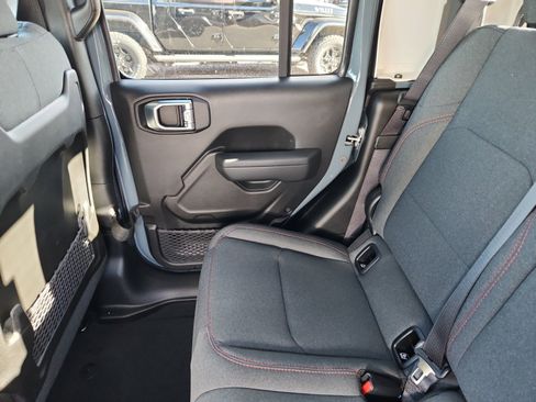 New 2026 Jeep Gladiator Rubicon image 17