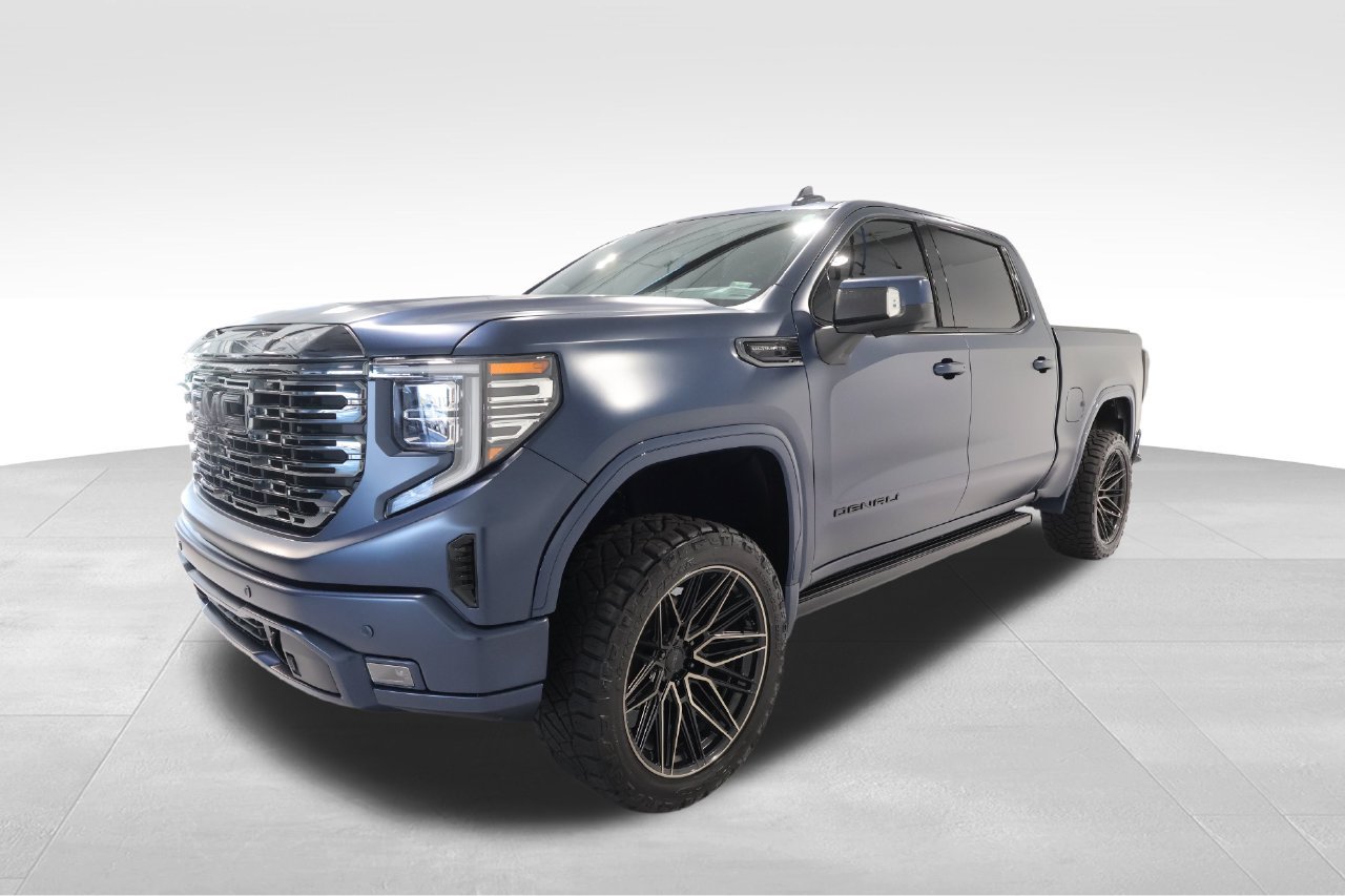 Used 2022 GMC Sierra 1500 Denali Ultimate AWD/4WD image 8