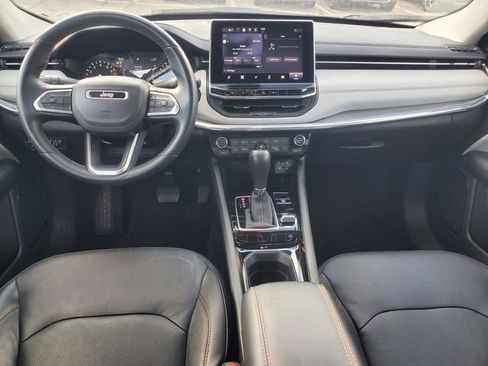 Used 2022 Jeep Compass Limited image 27