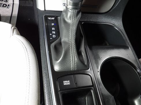 Used 2017 Hyundai Sonata SE image 10