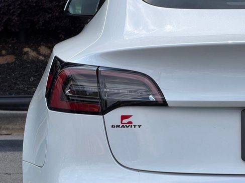 Used 2021 Tesla Model 3 Standard Range Plus RWD image 15