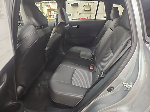 Used 2023 Toyota Corolla Cross XSE image 27