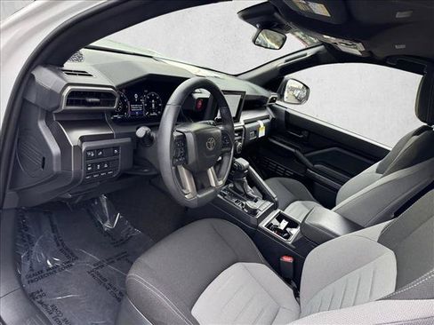 Certified 2025 Toyota 4Runner TRD Off-Road AWD/4WD image 11