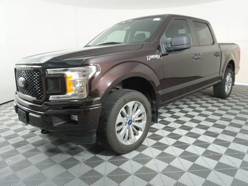Used 2018 Ford F150 XL w/ Equipment Group 101A Mid AWD/4WD image 3