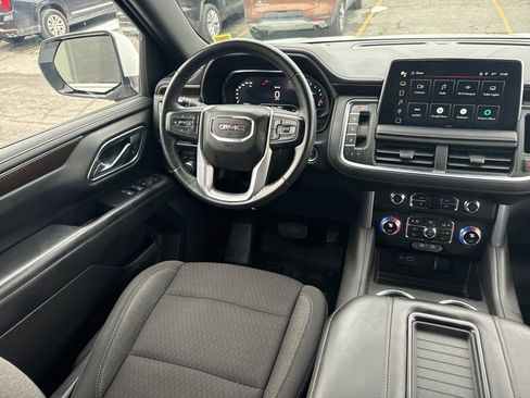 Used 2022 GMC Yukon SLE image 11