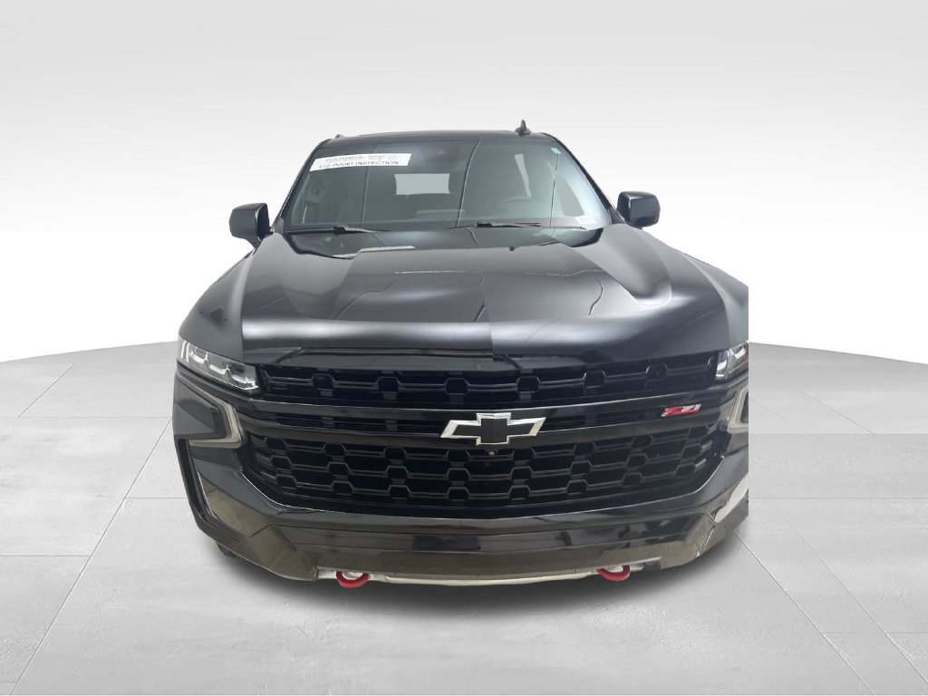 Used 2024 Chevrolet Suburban Z71 w/ Luxury Package AWD/4WD image 8