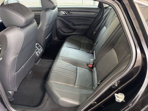 Used 2022 Honda Accord EX-L image 9