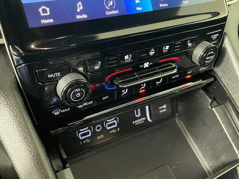 Used 2022 Jeep Grand Cherokee Trailhawk w/ Advanced Protech Group II image 10