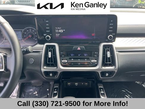 Certified 2023 Kia Sorento S w/ Panoramic Sunroof Package FWD image 36