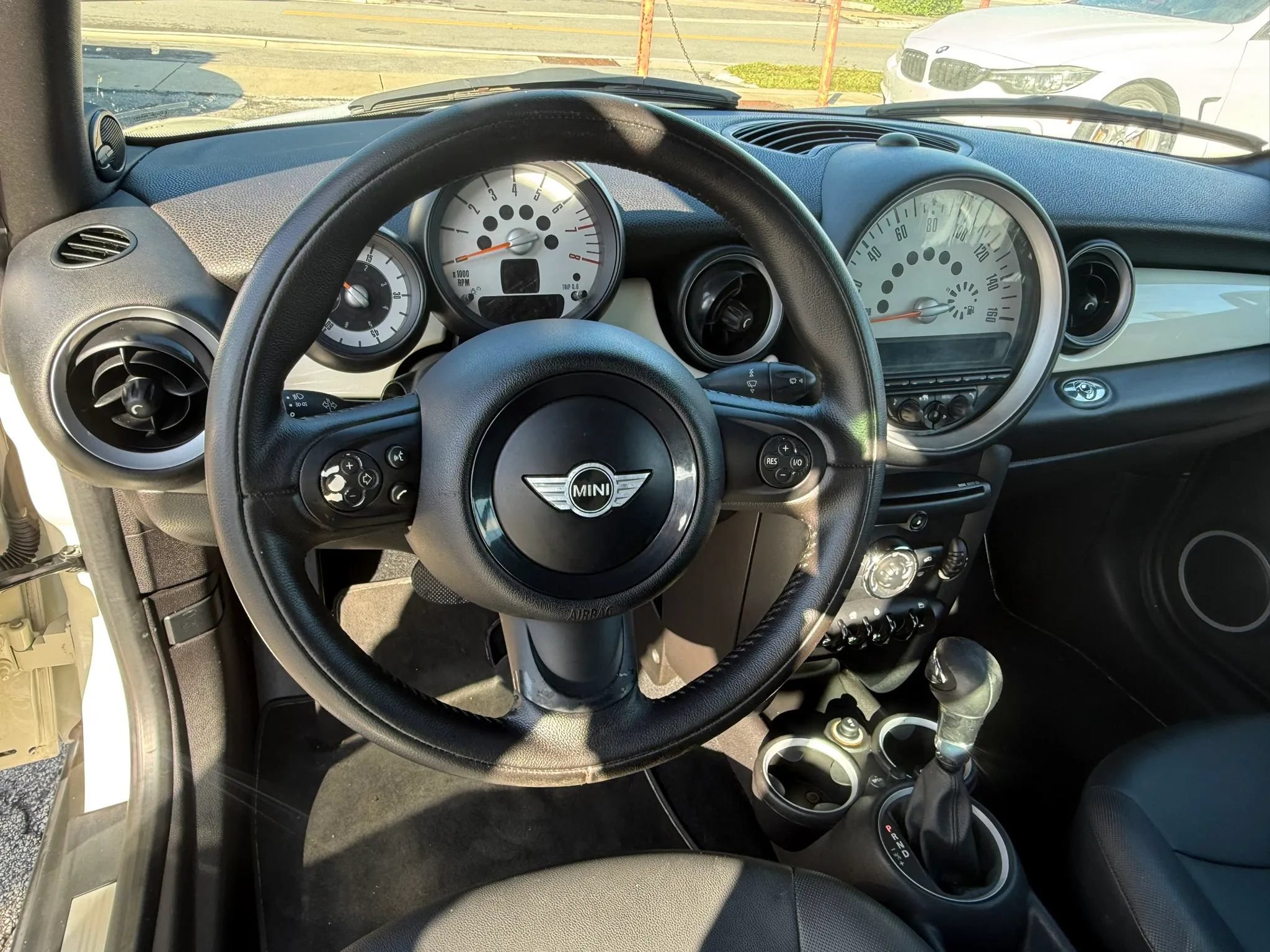 Used 2012 MINI Cooper Convertible FWD image 12