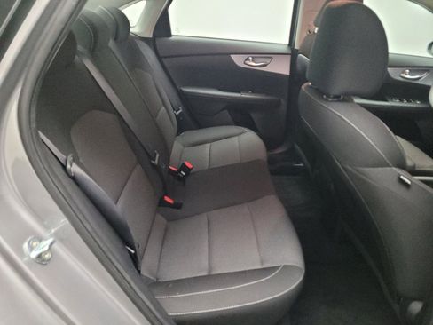 Used 2023 Kia Forte LXS w/ LXS Technology Package image 19