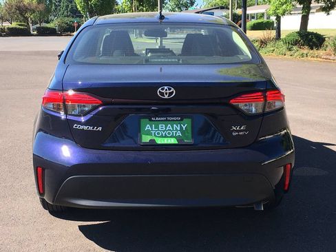 Used 2026 Toyota Corolla XLE FWD image 5