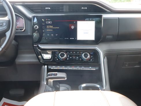Certified 2023 GMC Sierra 1500 Denali w/ Technology Package AWD/4WD image 12