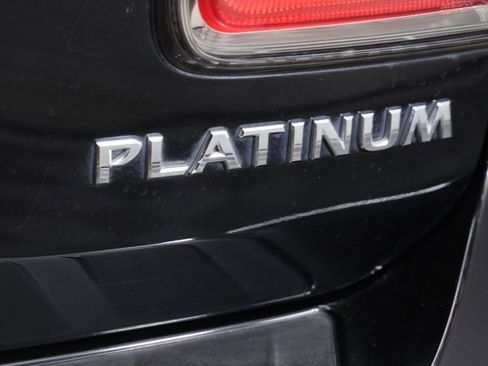 Used 2017 Nissan Armada Platinum w/ Interior Lighting Package image 7