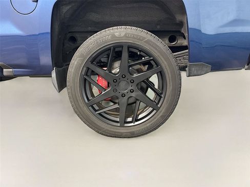 Used 2017 Chevrolet Silverado 1500 LT w/ All Star Edition AWD/4WD image 17