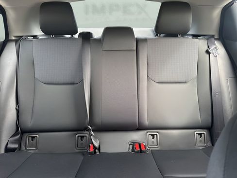 Used 2025 Toyota Prius LE image 10