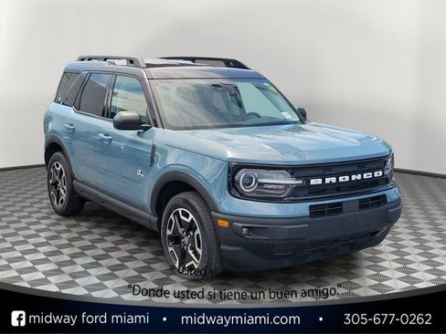 Certified 2023 Ford Bronco Sport Outer Banks w/ Tech Package AWD/4WD image 1