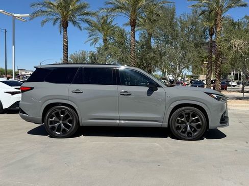 New 2026 Lexus TX 500h AWD image 3