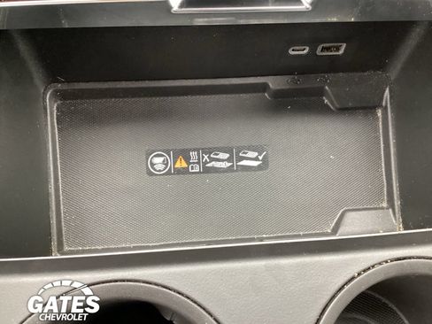 Used 2025 GMC Yukon XL Denali AWD/4WD image 22