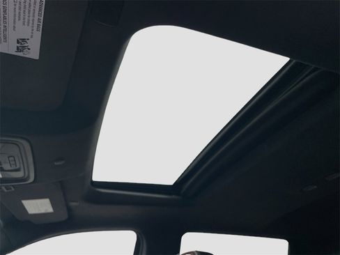 Used 2023 GMC Sierra 1500 Denali Ultimate image 16