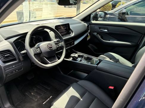 New 2026 Nissan Rogue Dark Armor FWD image 11