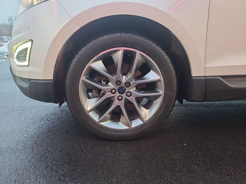Used 2015 Ford Edge Titanium w/ Equipment Group 301A image 17