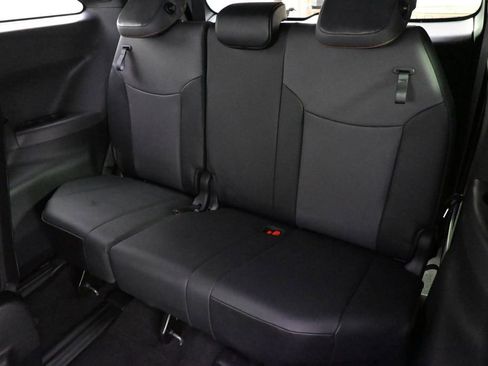 Used 2021 Toyota Sienna XSE w/ XSE Plus Package AWD/4WD image 22