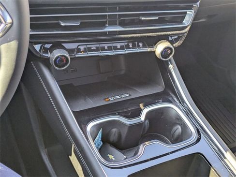 New 2026 Chevrolet Traverse LT w/ Sun and Wheel Package image 21