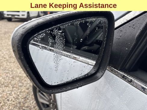 Used 2025 Ford Escape Platinum image 8