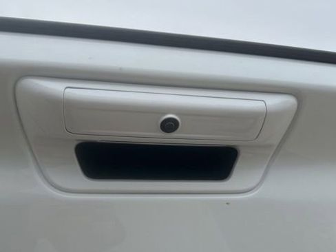 New 2026 RAM 1500 Laramie AWD/4WD image 10