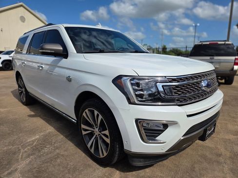 Used 2021 Ford Expedition Max King Ranch RWD image 3