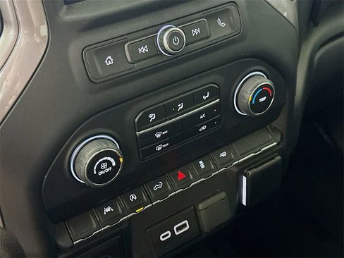 Used 2023 Chevrolet Silverado 1500 Custom w/ 2.7L Blackout Package image 26