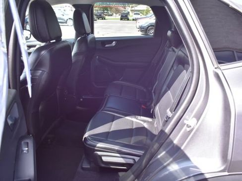 Used 2023 Ford Escape Platinum AWD/4WD image 34