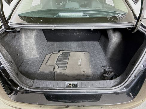 Used 2025 Nissan Versa S w/ Trunk Package FWD image 31