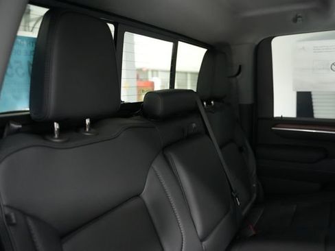 New 2026 GMC Sierra 2500 Denali w/ Denali Reserve Package image 18