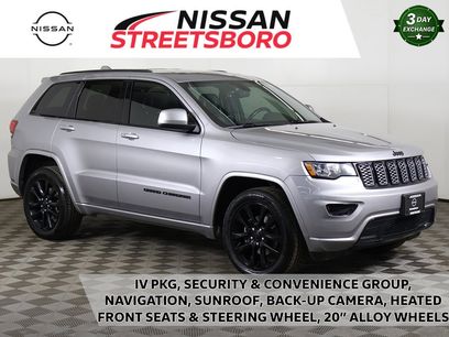 Used 2017 Jeep Grand Cherokee Altitude
